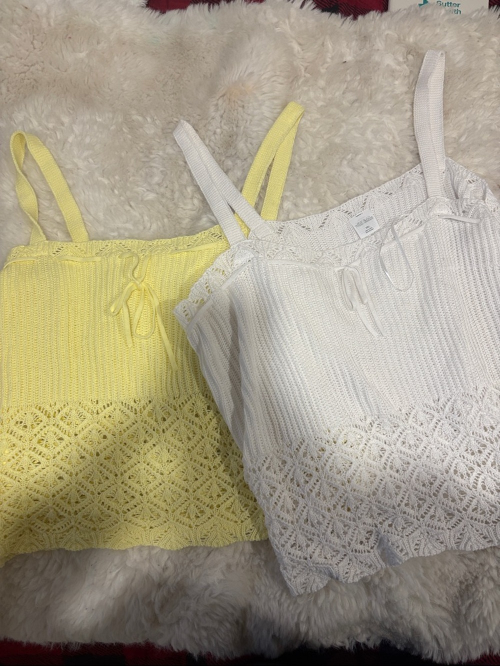 Women’s Crochet Trim Knit Cami Tank Top - Yellow & White